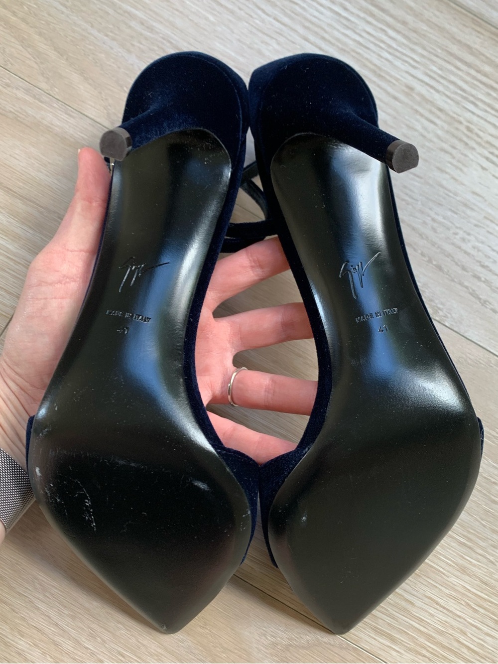 Giuseppe Zanotti Veronica Navy Blue Velvet Strappy Open Toe Heels NWT Size 41 IT - Picture 7 of 10